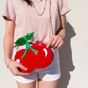 *NWT* Ch Ch Ch Cherry Bomb Handbag 🍒